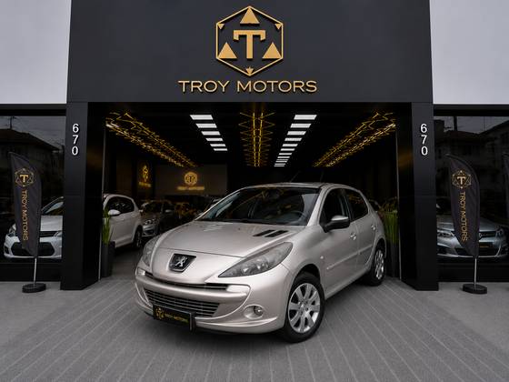PEUGEOT 207 1.4 XR 8V FLEX 4P MANUAL PEUGEOT 207 1.4 XR 8V FLEX 4P MANUAL